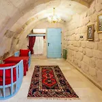 Hotel Cave - The Special Class *