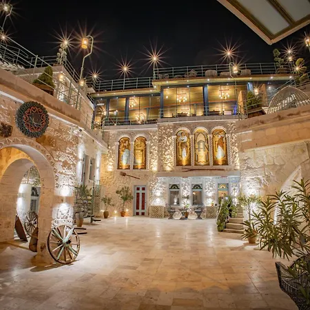 Cave - The Special Class 호텔