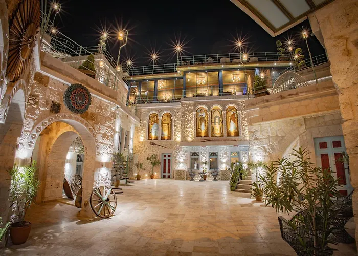 Cave - The Special Class Hotel