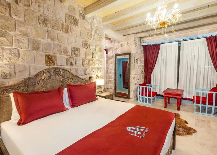 Cave - The Special Class Hotel *