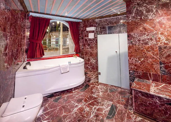 Cave - The Special Class Hotel *